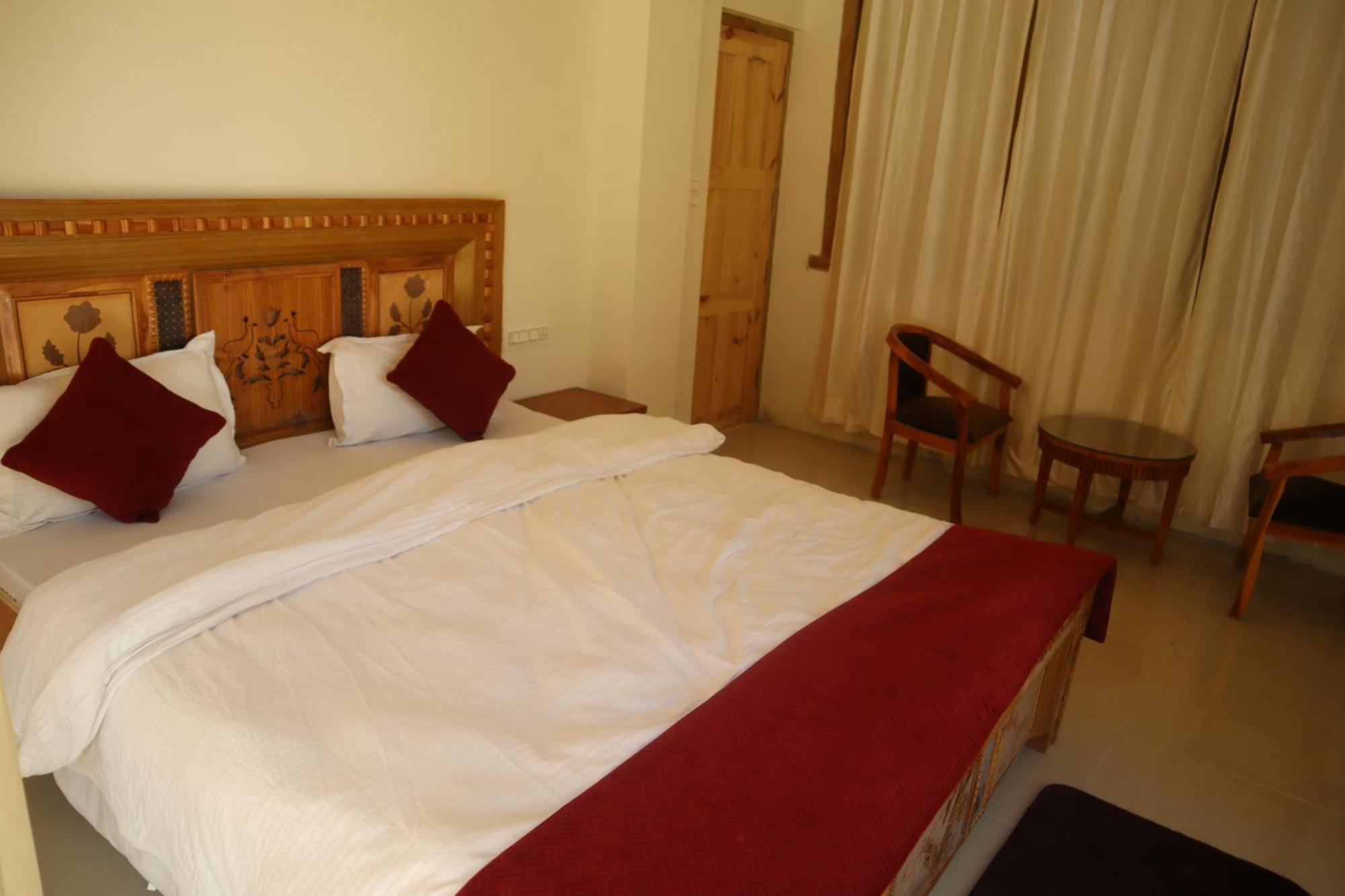 Hotel Duktuk Turtok Luaran gambar