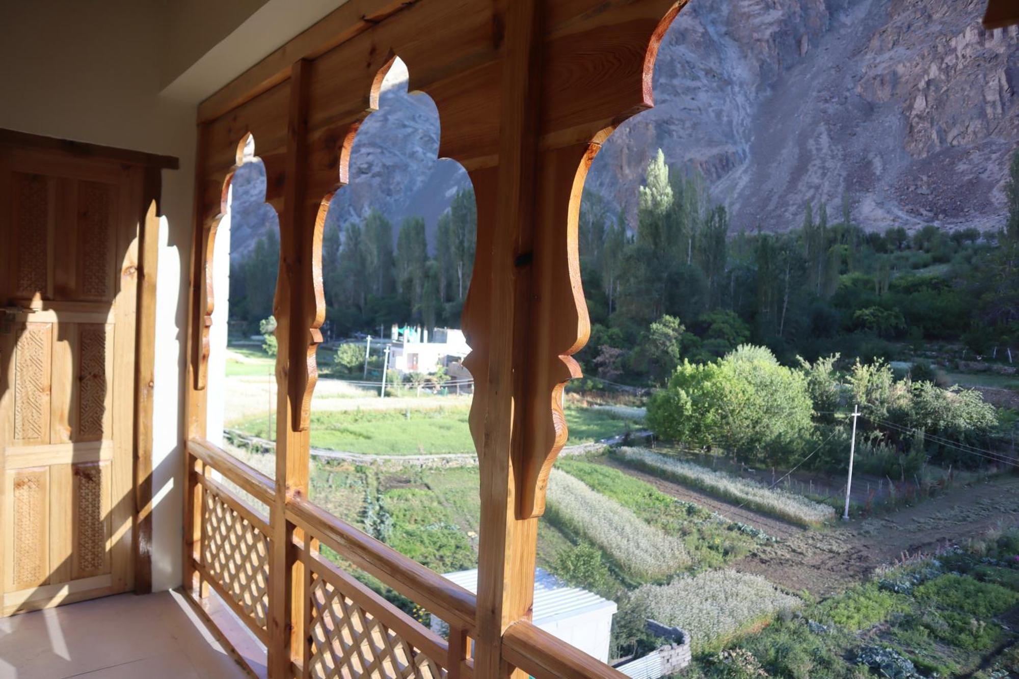 Hotel Duktuk Turtok Luaran gambar