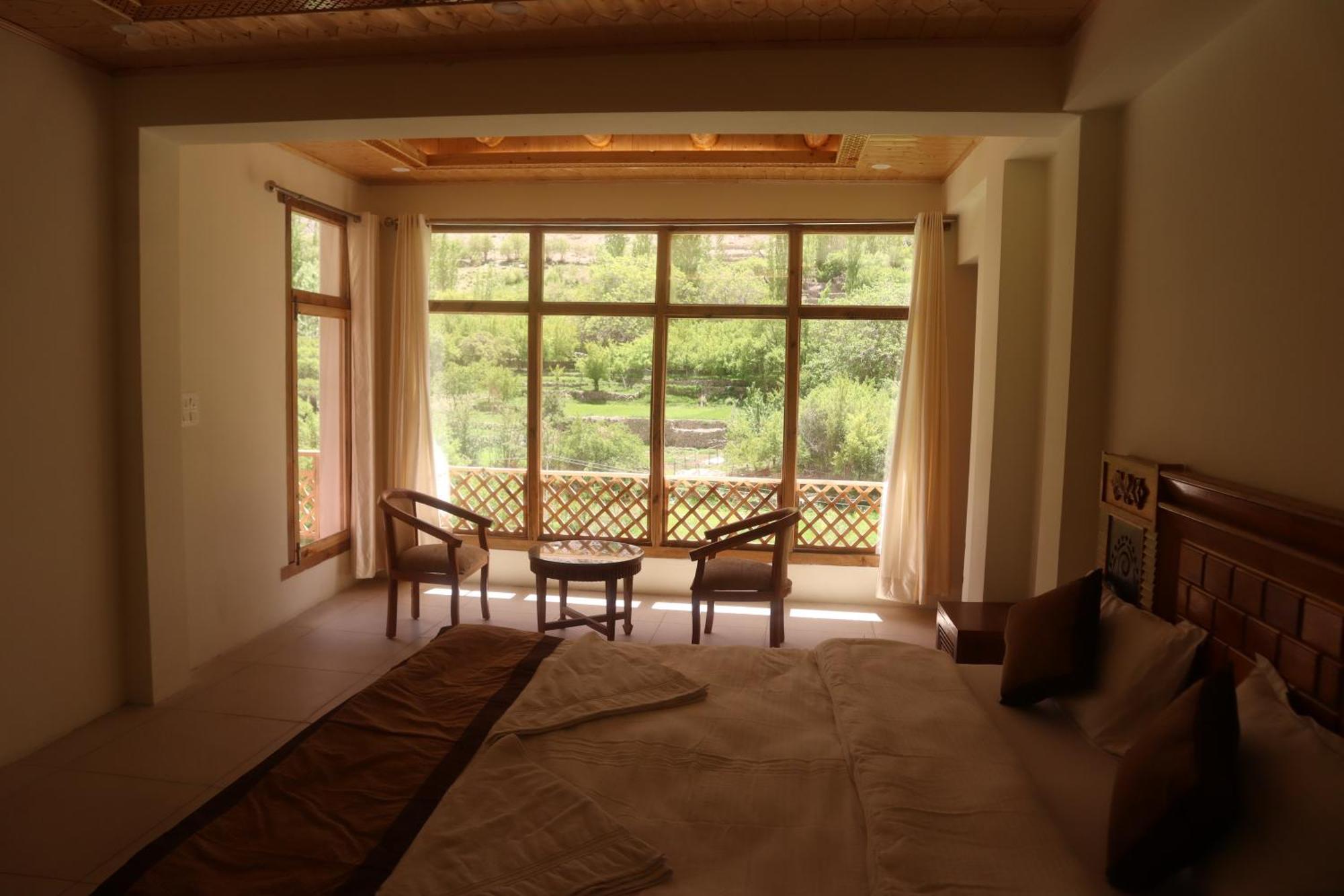 Hotel Duktuk Turtok Luaran gambar
